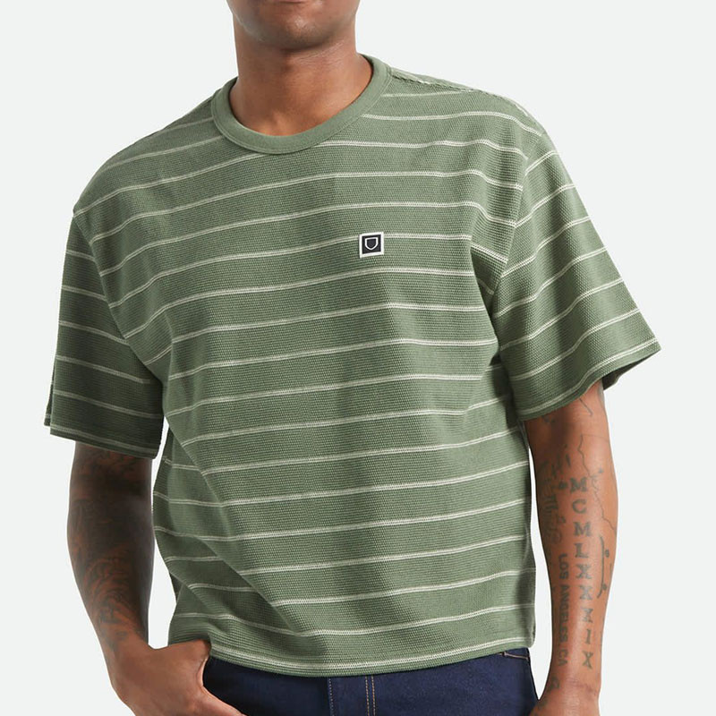 Camiseta Brixton: Shield Pique SS Boxy Kt (Wtc Sea Fo Pn Br)