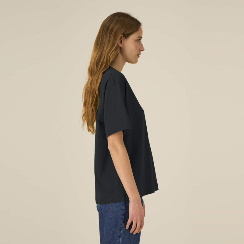 Camiseta Atlas: Roka Boxy Tee (Black)