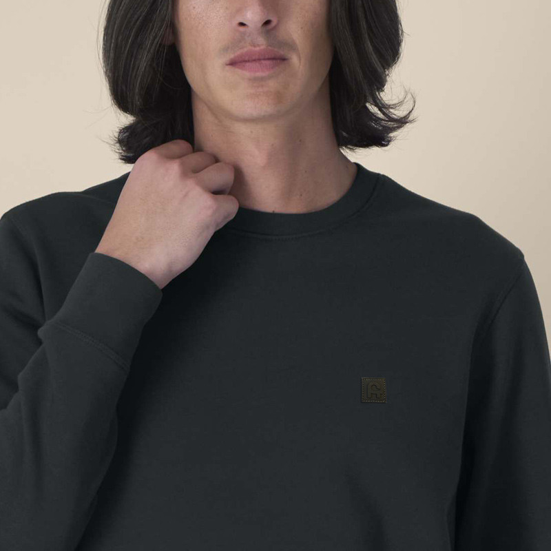 Sudadera Atlas: Roka Crew (Black)