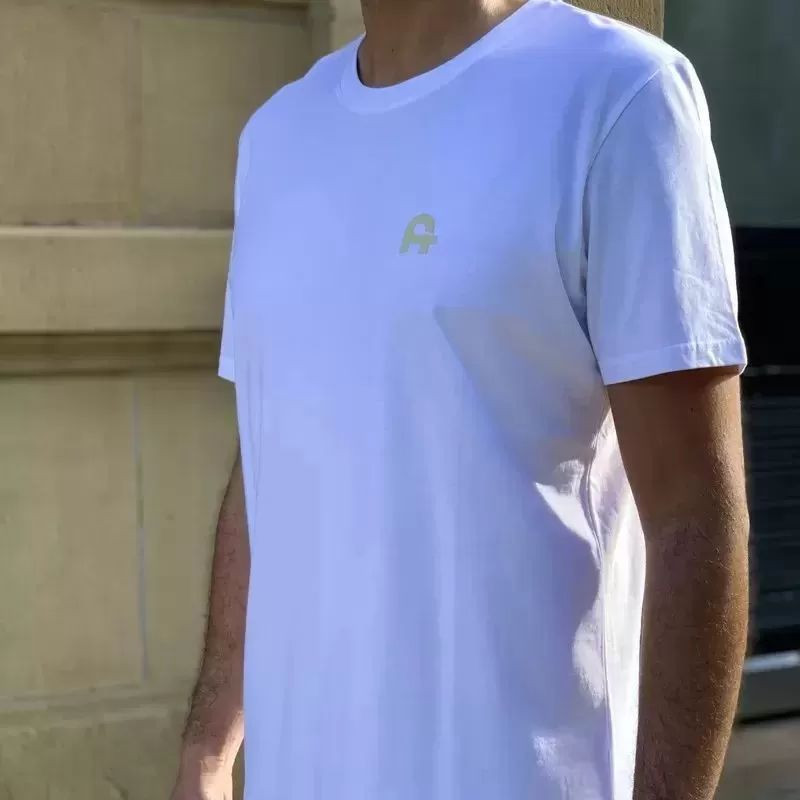 Camiseta Atlas: Itsas & Mendi Tee 2.0 (White Sand)