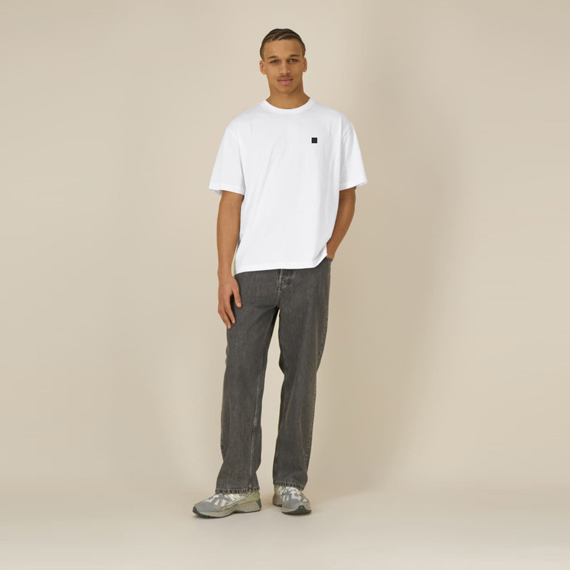 Camiseta Atlas: Roka Boxy Tee (White)