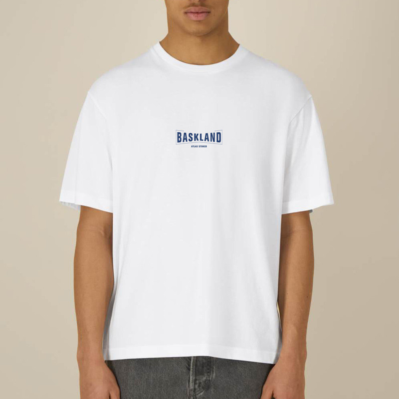 Camiseta Atlas: Baskland Boxy Tee (White Blue)