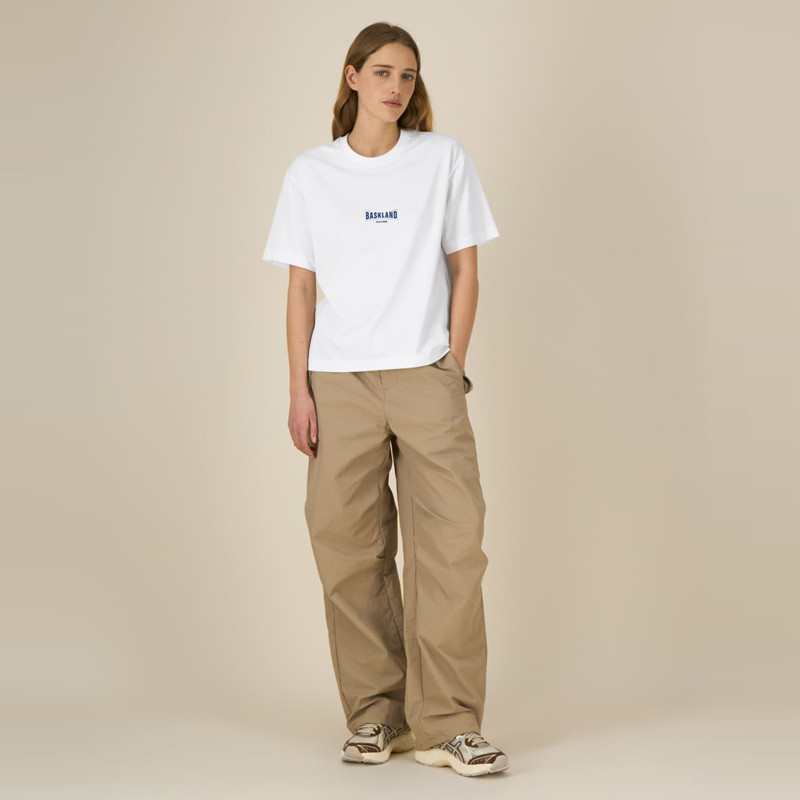 Camiseta Atlas: Baskland Boxy Tee (White Blue)