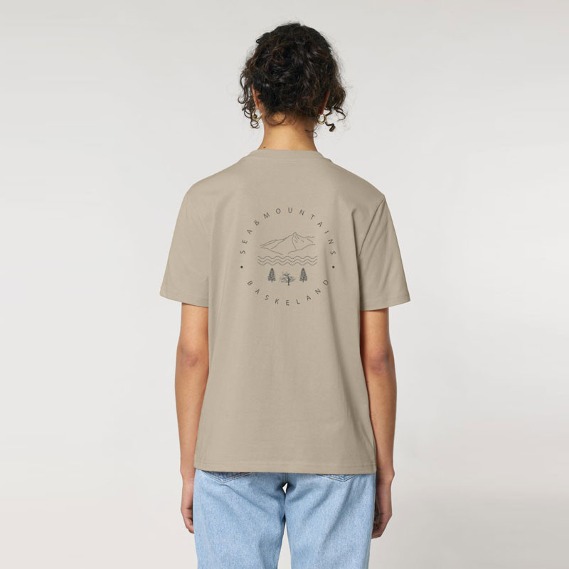 Camiseta Atlas: Itsas & Mendi Tee 2.0 (Desert Dust)