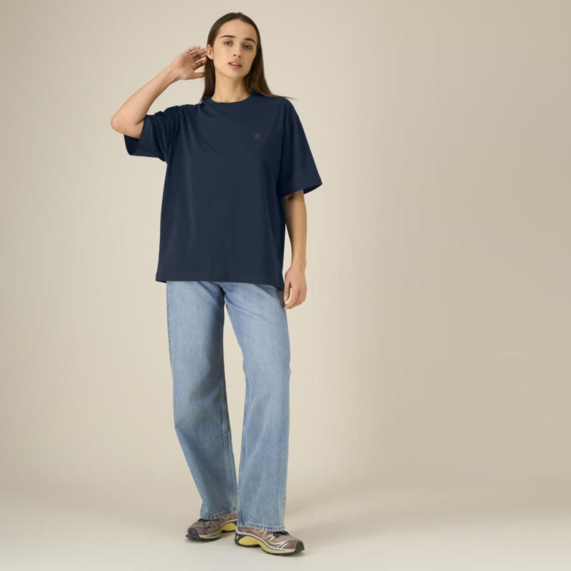Camiseta Atlas: Roka Boxy Tee (Navy)