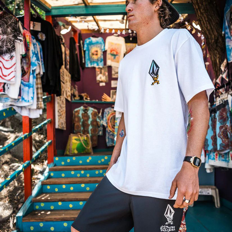 Camiseta Volcom: Star Shields Exp SS Tee (White)