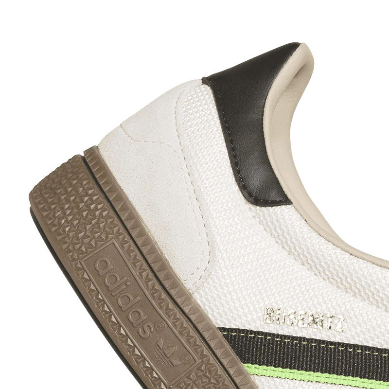 Zapatillas Adidas: Busenitz Vintage (W Alumina Black Gum5)