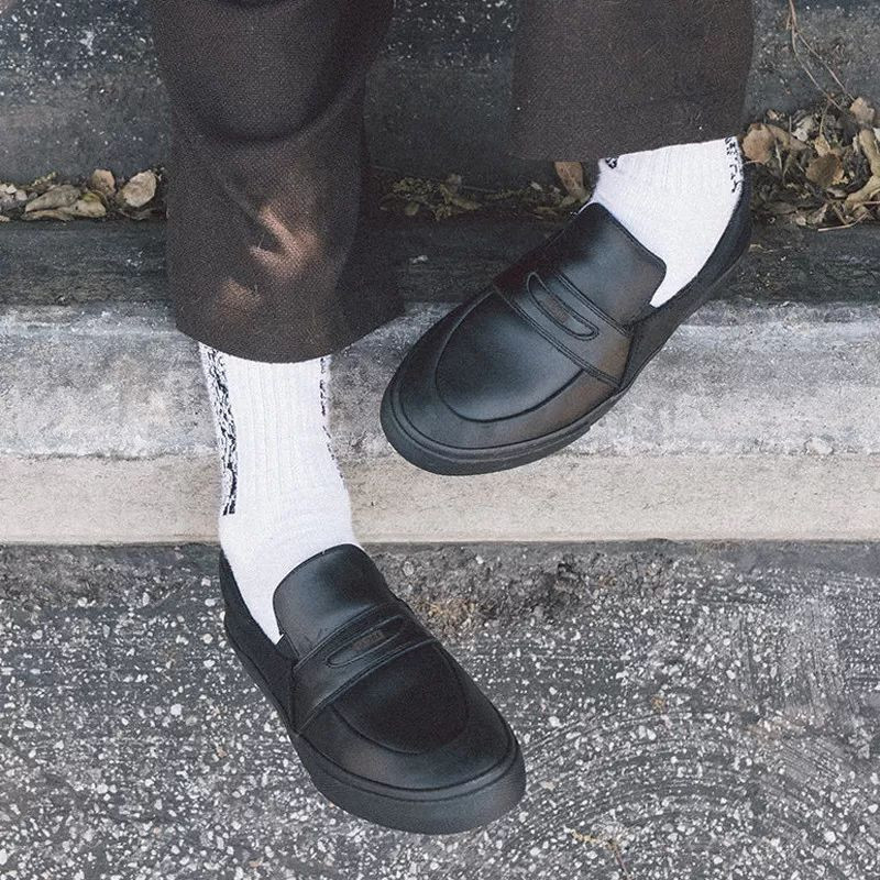 Zapatillas Globe: Liaizon (Black Maalouf)