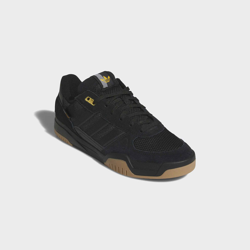Zapatillas Adidas: Tekkira Cup (Carbon Carbon C Black)