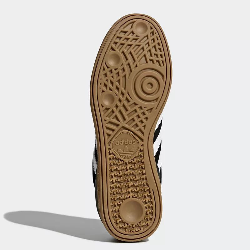 Zapatillas Adidas: Busenitz (Black White Gum)