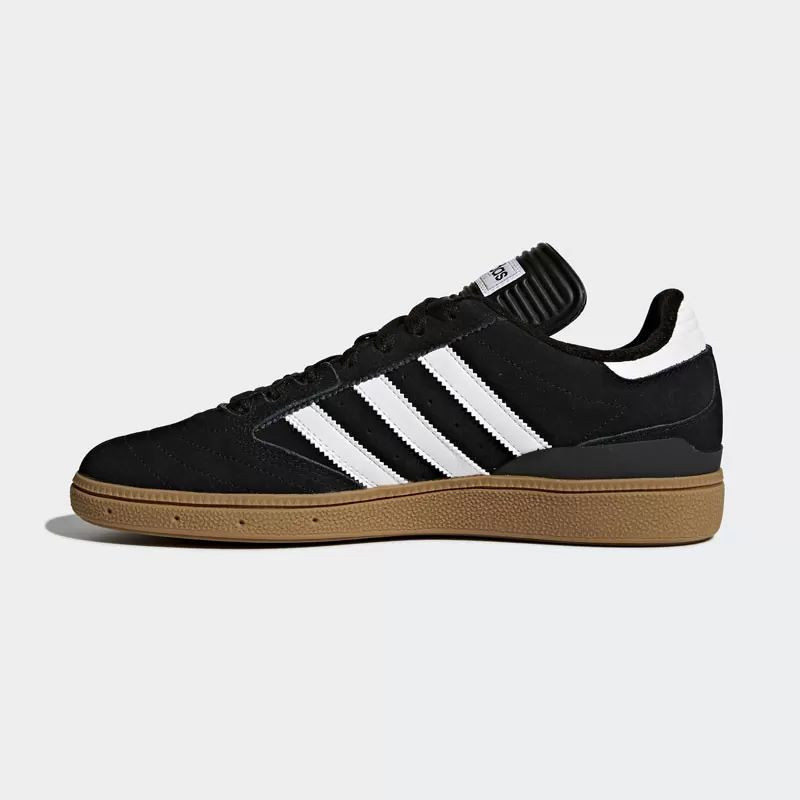 Zapatillas Adidas: Busenitz (Black White Gum)
