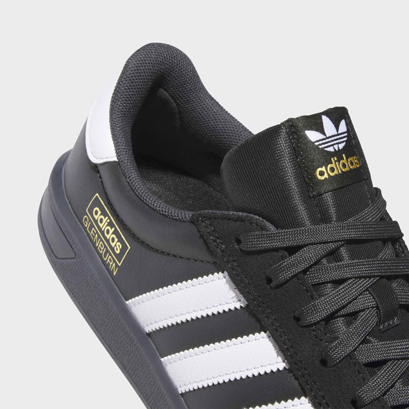 Zapatillas Adidas: Glenburn (Black White Black)