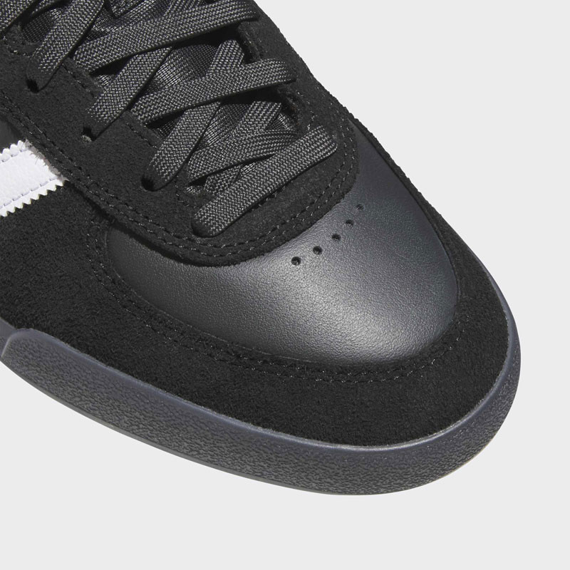 Zapatillas Adidas: Glenburn (Black White Black)