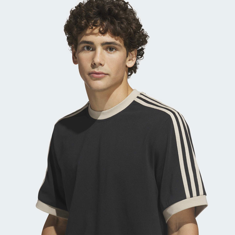 Camiseta Adidas: Fsbs Ringer Tee (Black Khaki)