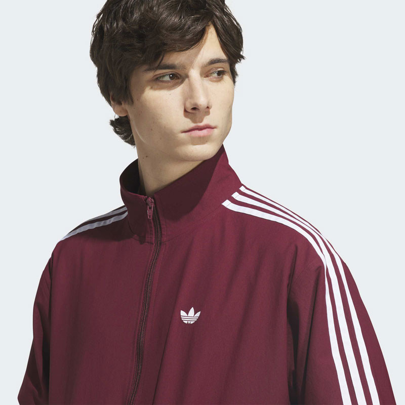 Chaqueta Adidas: Superfire Tk Jk (Shadow Red White)