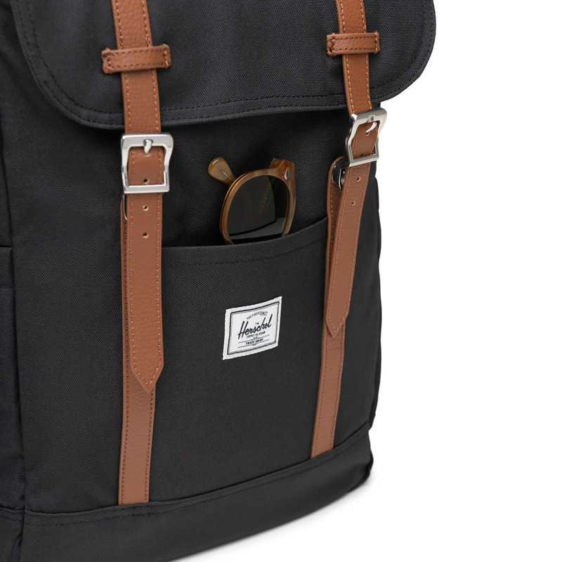Mochila Herschel: Retreat Backpack (Black)