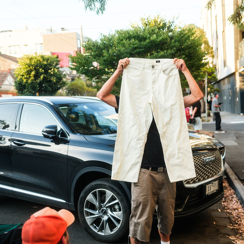Pantalón Volcom: Billow Denim (Dirty White)