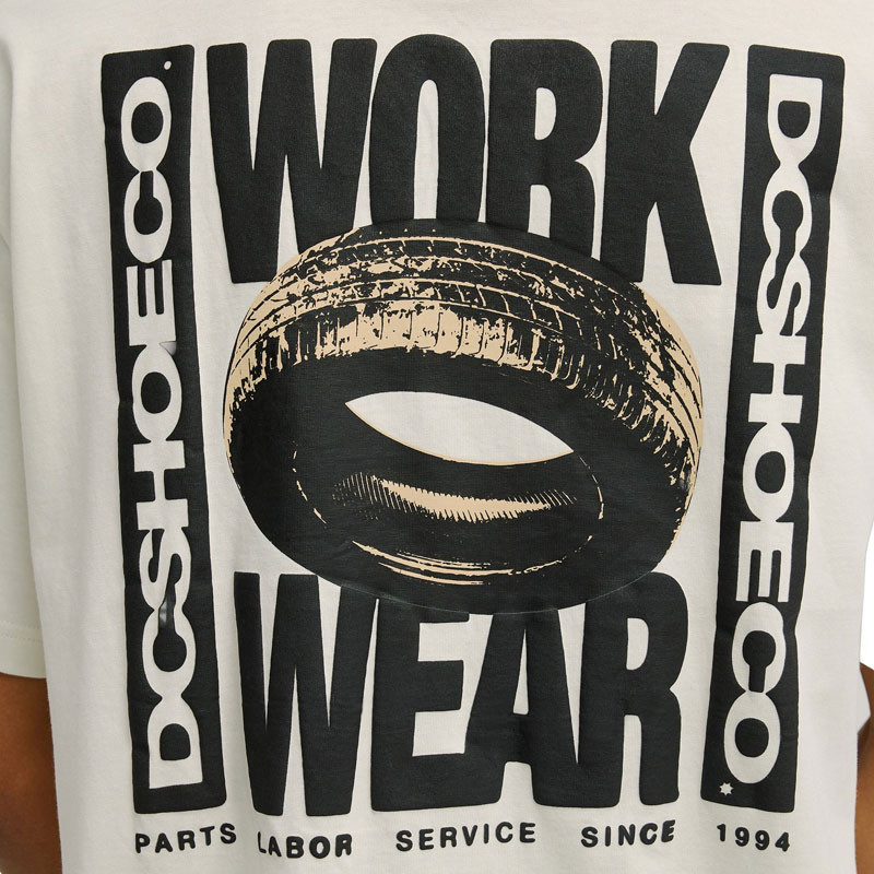 Camiseta DC Shoes: DC Tire Job Hss (Lily White)