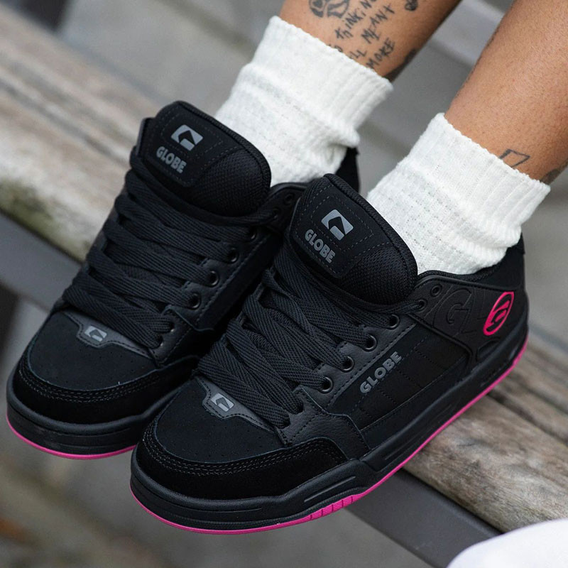Zapatillas Globe: Tilt (Black Black Pink)