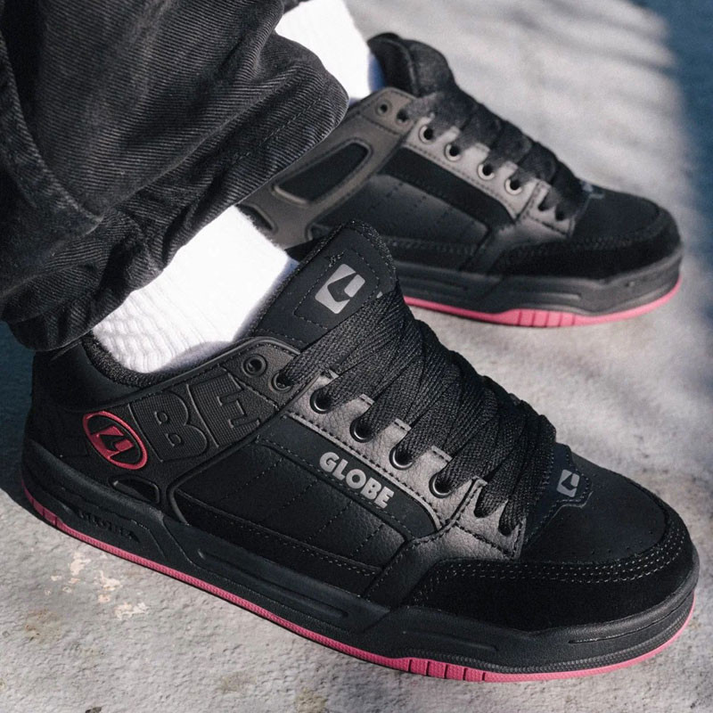 Zapatillas Globe: Tilt (Black Black Pink)