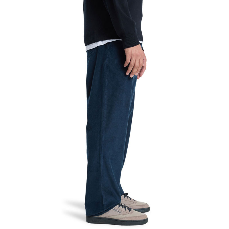 Pantalón Quiksilver: Taxer Regular Cord Pant (Dark Navy)