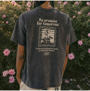 Camiseta Kaotiko: SS Regular No Promise For Tomorrow (Ws Bk)