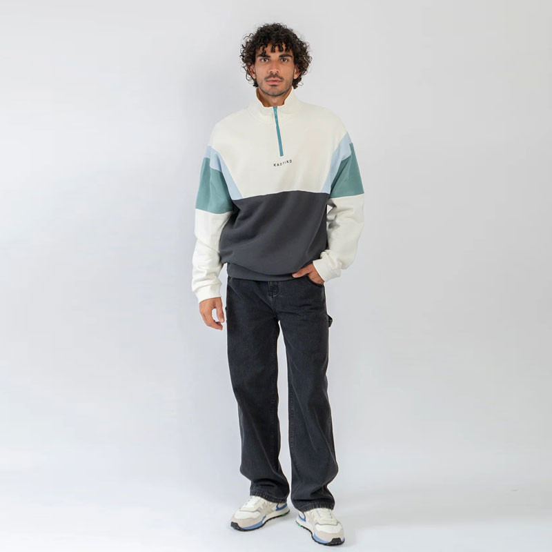 Sudadera Kaotiko: Crew Arthur (Ivory Black Niagara)