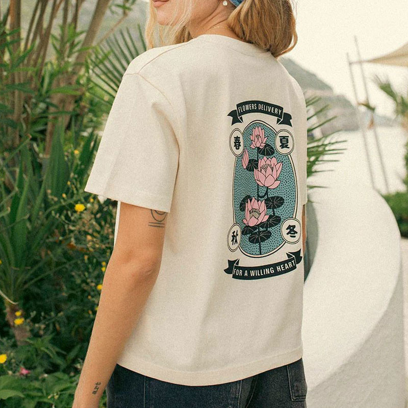 Camiseta Kaotiko: SS Flowers Delivery Org Cotton (Tobacco)