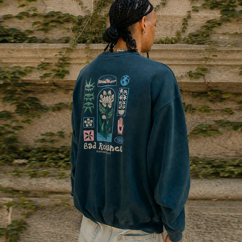 Sudadera Kaotiko: Crew Ovrsz Geometric Flower Org (Dk Slate)