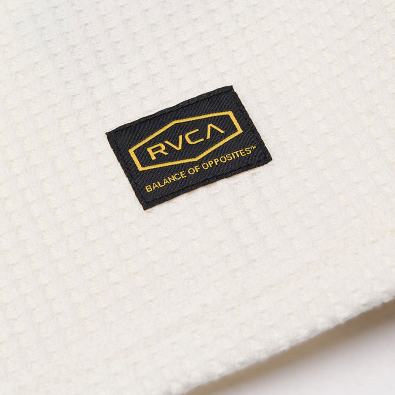 Camiseta RVCA: Dayshift Thermal LS (Off White)