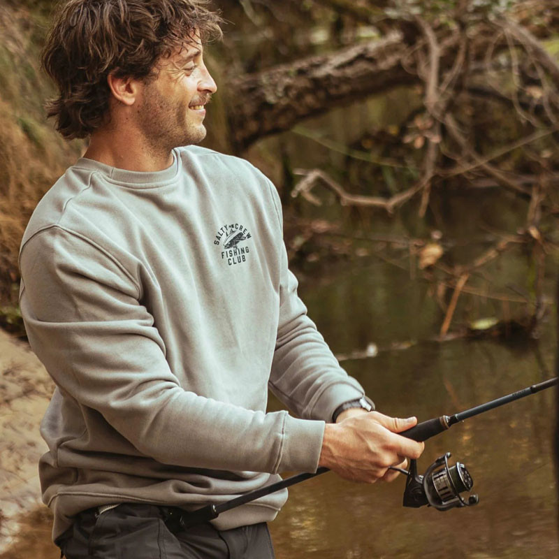 Sudadera Salty Crew: Fishing Club Crew (Shark Skin)