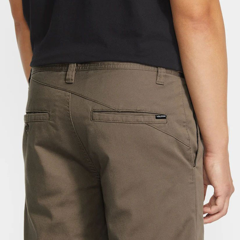 Pantalón Volcom: Frickin Modern Stret (Mushroom)