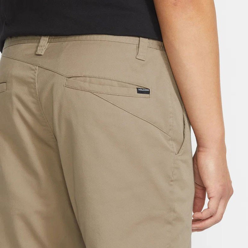 Pantalón Volcom: Frickin Modern Stret (Khaki)