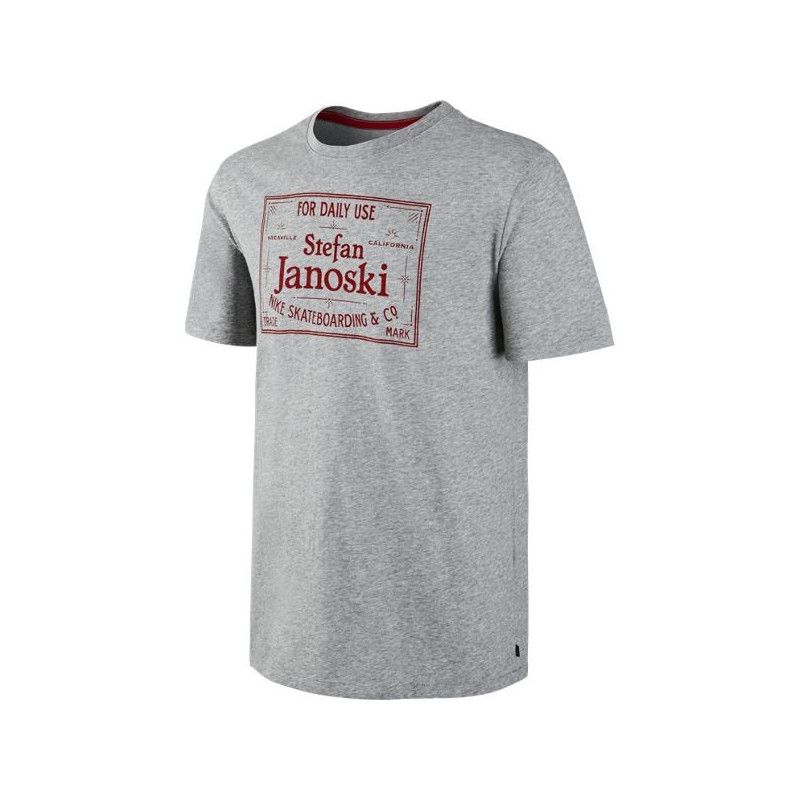 eficientemente Supresión película Camiseta Nike SB DF JANOSKI LABEL DK GREY HEA GYM RED | Atlas Stoked