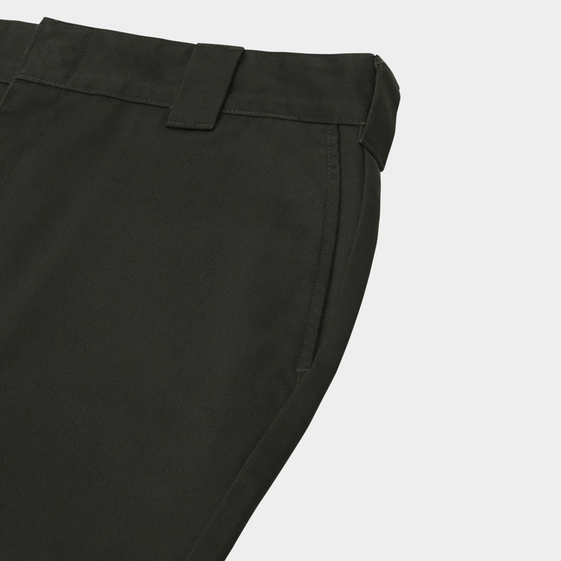 Bermuda Dickies: Slim Fit Short (Olive Green)