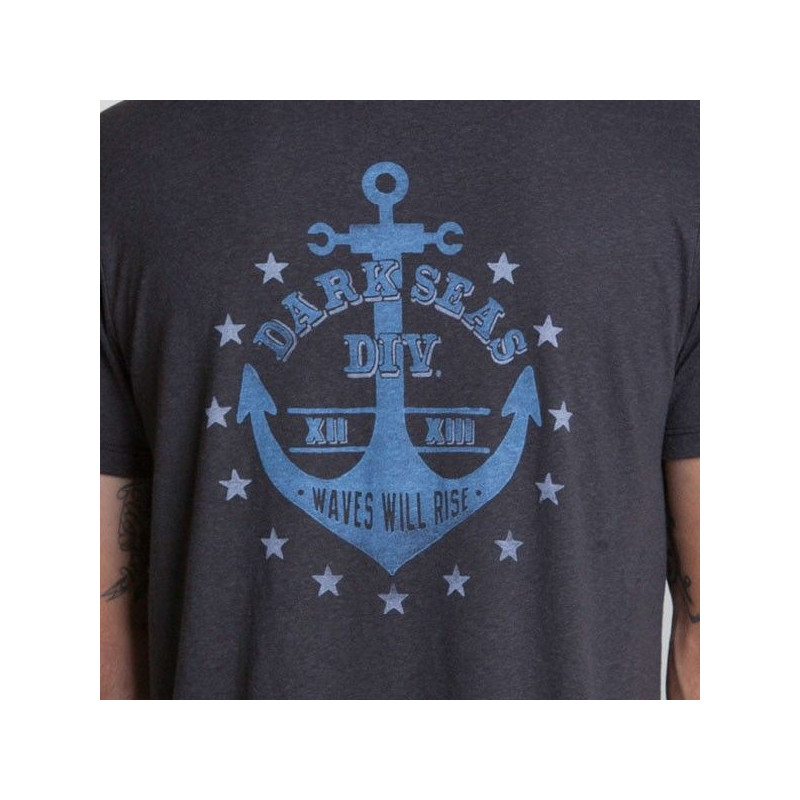 Camiseta Dark Seas: FORTITUDE (HEATHER ONYX)