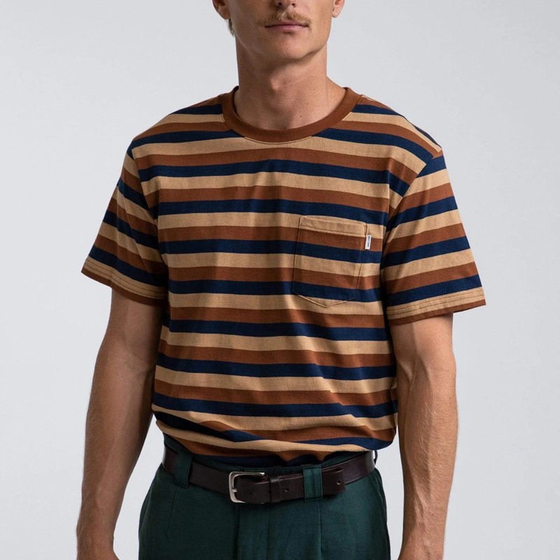 Camiseta Rhythm: Everyday Stripe SS T Shirt (Baked Clay)