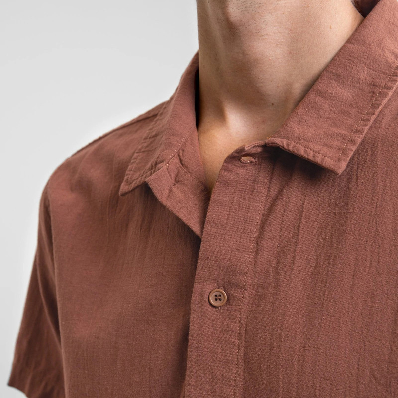 Camisa Rhythm: Classic Linen SS Shirt (Baked clay)