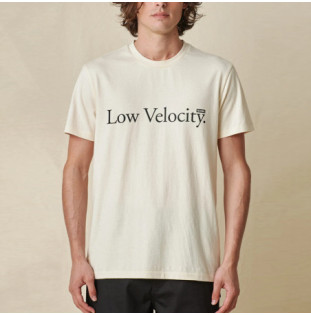 Camiseta Globe: LV Tee (Bleach Free Dye Free) Globe - 1