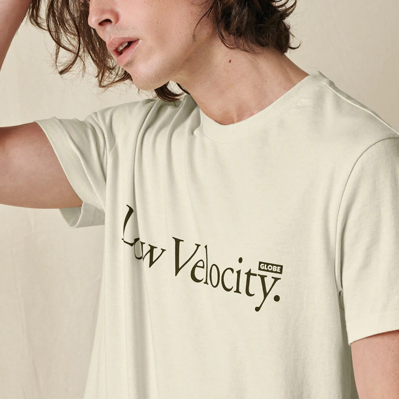 Camiseta Globe: LV Tee (Bleach Free Dye Free)